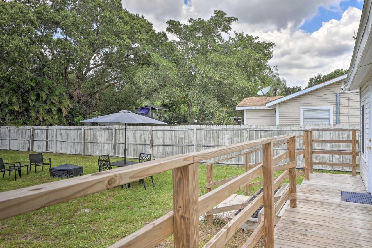 Central Sarasota Home 8 Mi To Siesta Key! Екстериор снимка